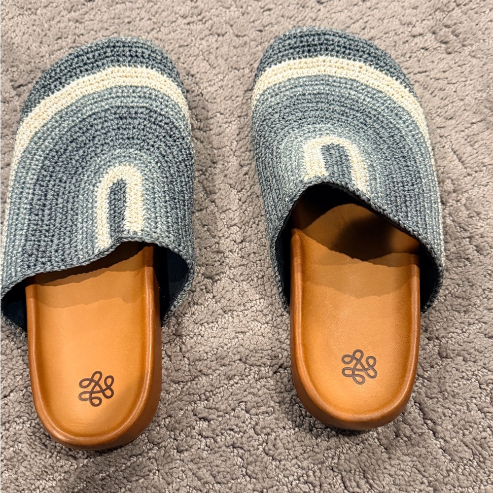 Woven Slide Sandals in Blue and Cream